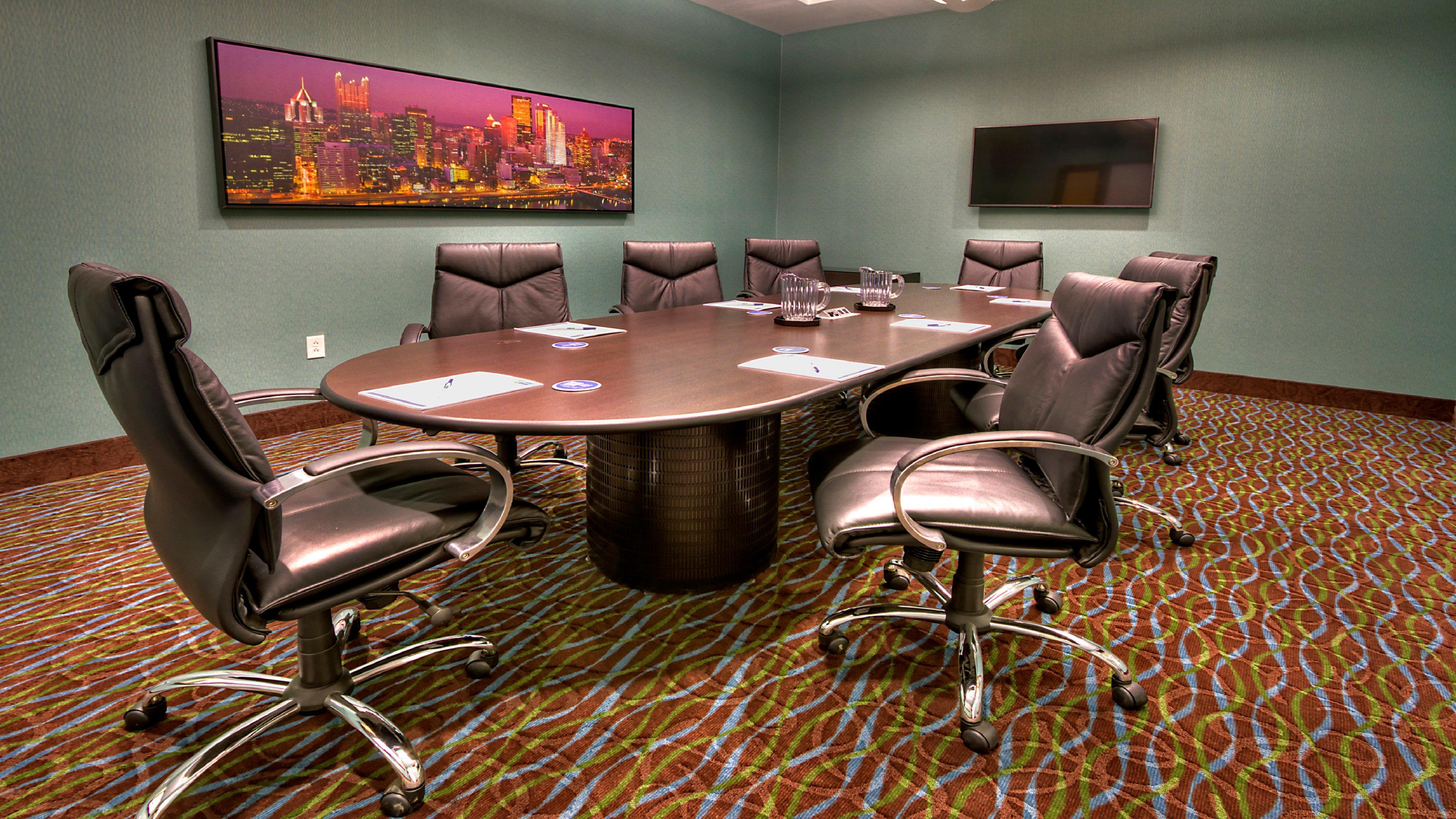 Express & Pittsburgh Sw/southpointe By Ihg Hotel 2*